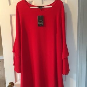 NWT Como Black 16 w Red dress with bell sleeves.